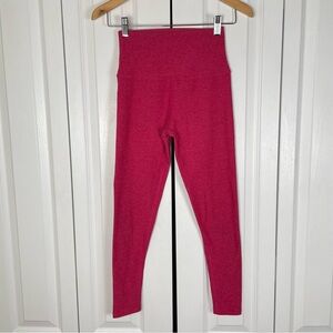Beyond Yoga Leggings Women’s S Pink 24” Inseam Cropped Active Workout Barbie